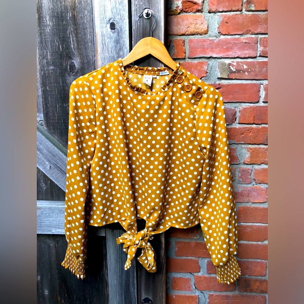 Women’s Vintage Inspired Blouse ✨